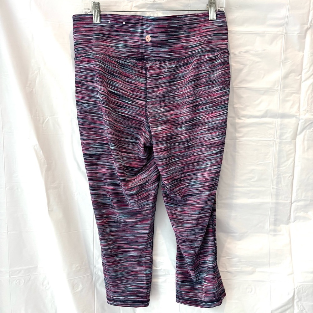 NWT Livi Active Legging Power Crop stretch Purple & Multi SZ 14 / 16 - Picture 3 of 10